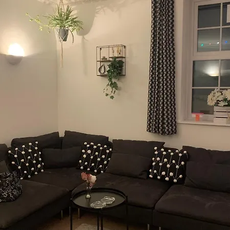 Seawards 2 Bedroomed Seafront * Filey