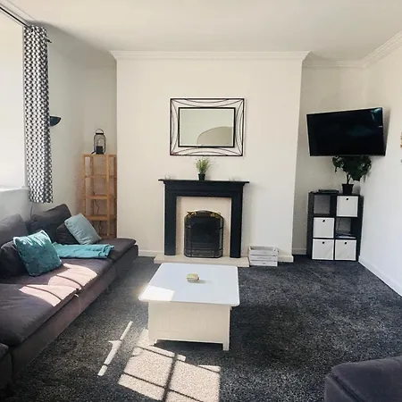 Seawards 2 Bedroomed Seafront Appartement